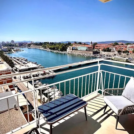 Old Town And Sea View Apartment Zadar